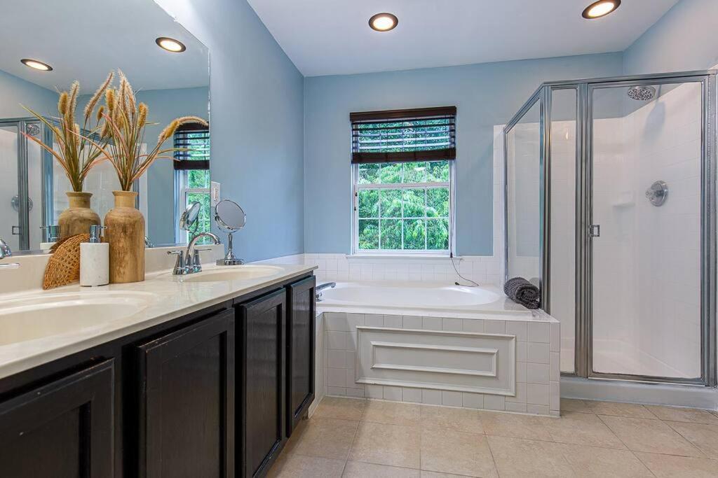 The Nest At Harmony Woods: Lux Dc Getaway + Office Villa Germantown Exterior photo